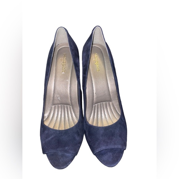 Easyspirit size 8.5 purple suede heels - Picture 2 of 7